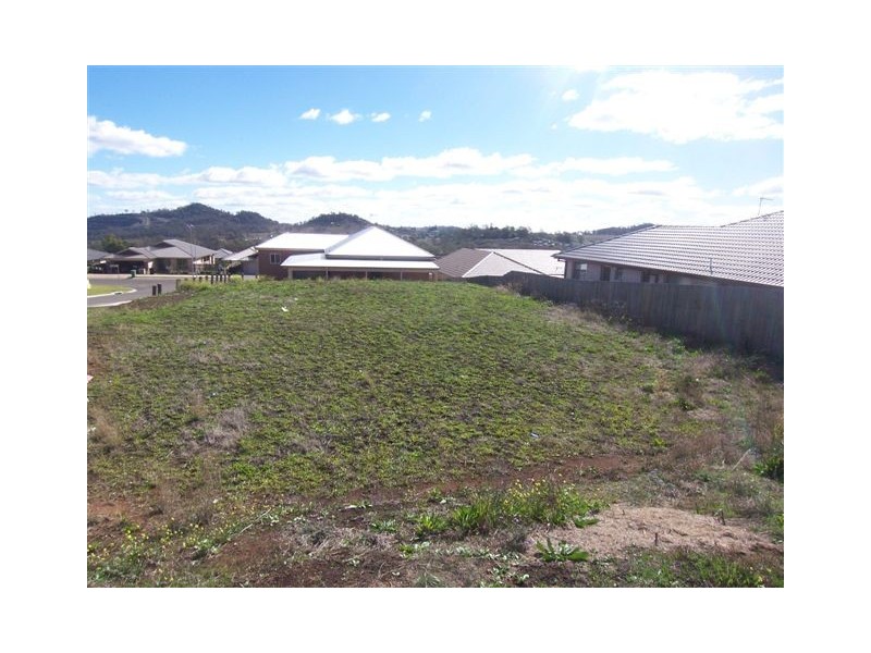 21 Cuttaburra Crescent, Glenvale QLD 4350