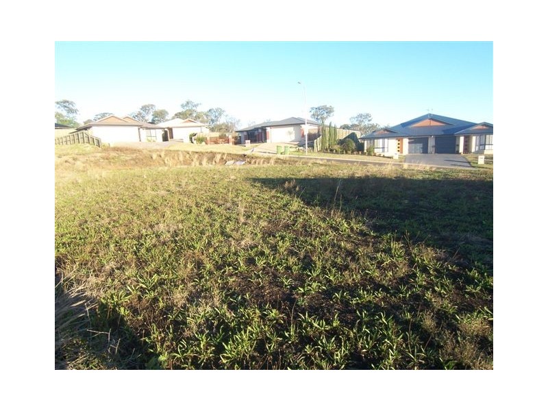 21 Cuttaburra Crescent, Glenvale QLD 4350