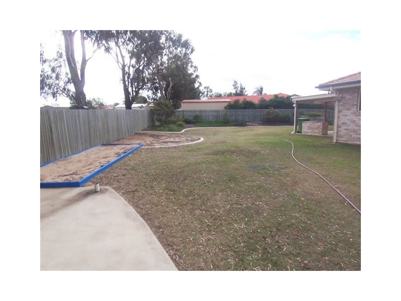 11 Hanna Court, Westbrook QLD 4350