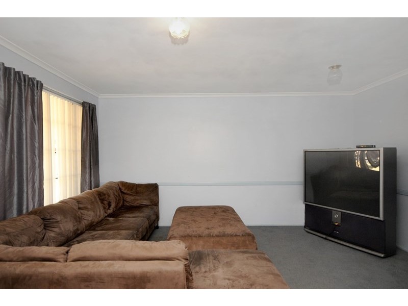 16 Melway Crescent, Harristown QLD 4350