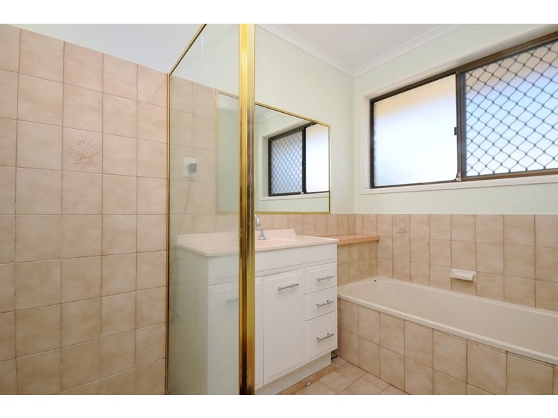 16 Melway Crescent, Harristown QLD 4350