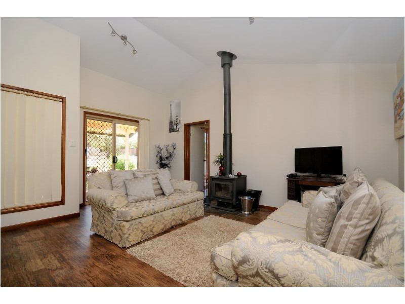 3 Castille Court, Highfields QLD 4352