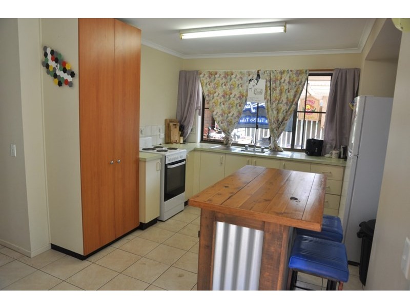 22 Yalumba Crescent, Wilsonton Heights QLD 4350