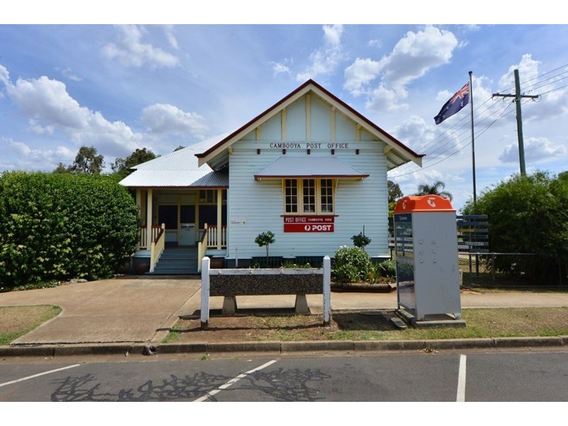 2 Fairfax Street, Cambooya QLD 4358