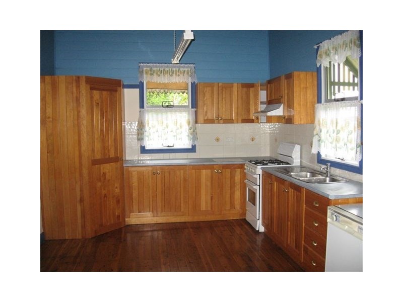 114 Hill Street, Newtown QLD 4350