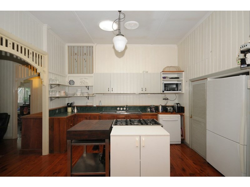 43 Drayton Road, Harristown QLD 4350