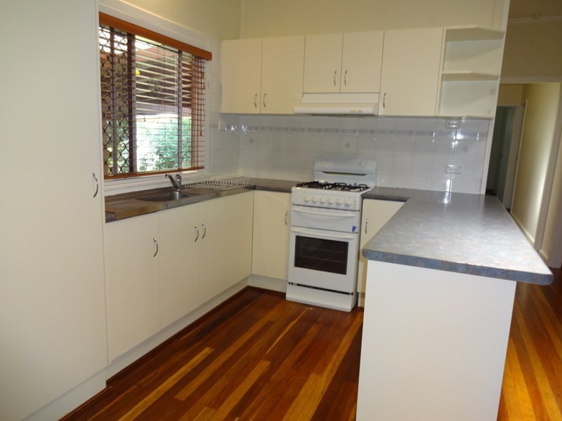 9 Burton Street, Harristown QLD 4350