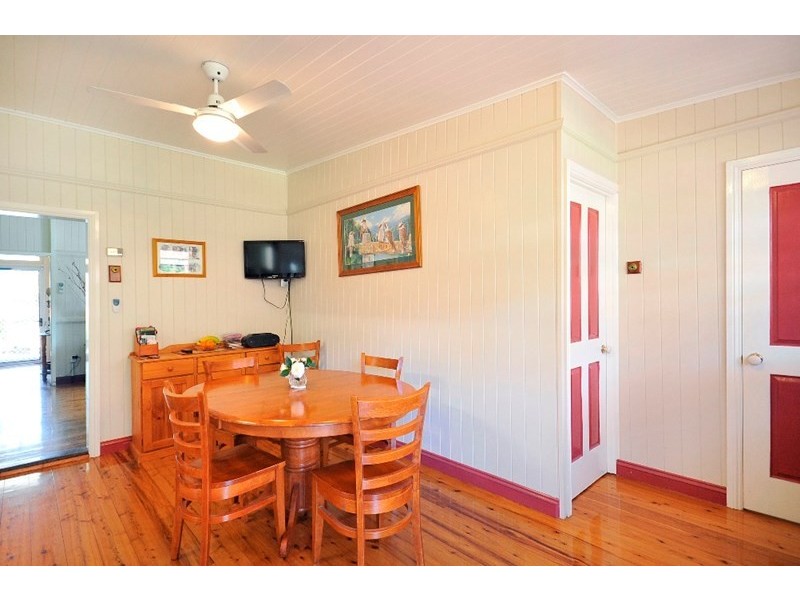 53 Jellicoe Street, Mount Lofty QLD 4350