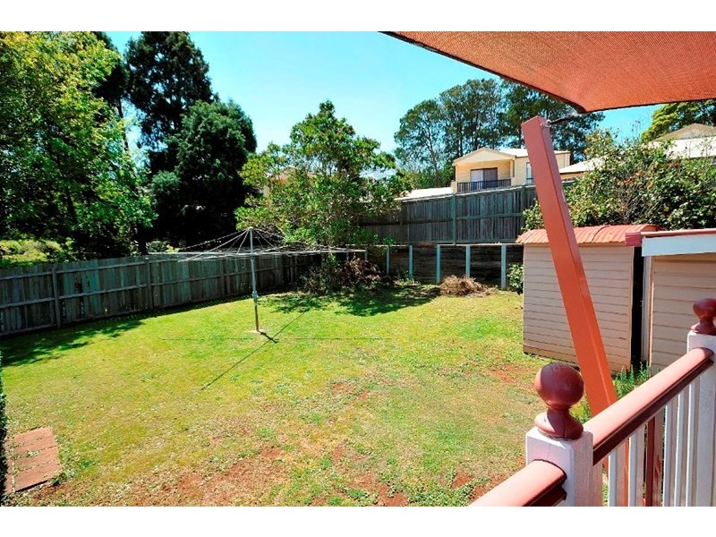53 Jellicoe Street, Mount Lofty QLD 4350