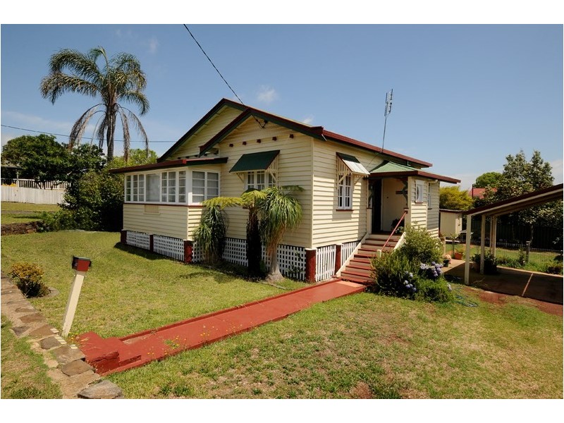 3 Dunne Street, Harristown QLD 4350