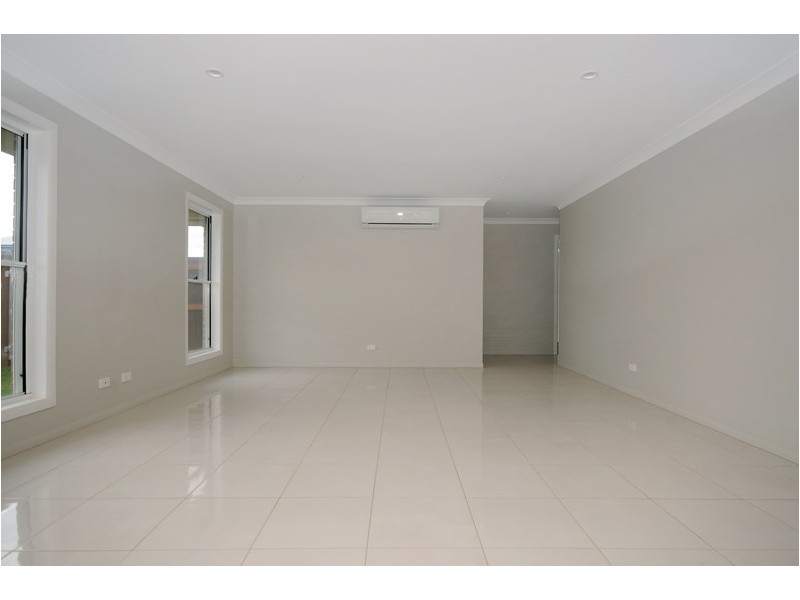 10 Gillmeister Street, Highfields QLD 4352