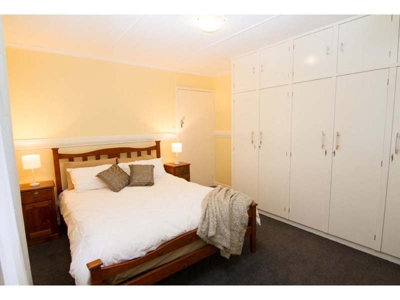 322 Bridge Street, Newtown QLD 4350