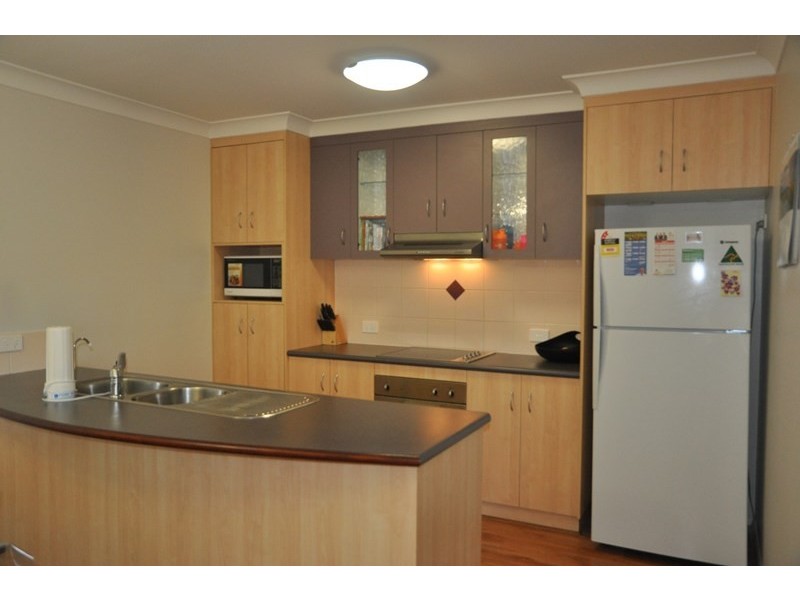 1/4a Cox Street, Wilsonton QLD 4350