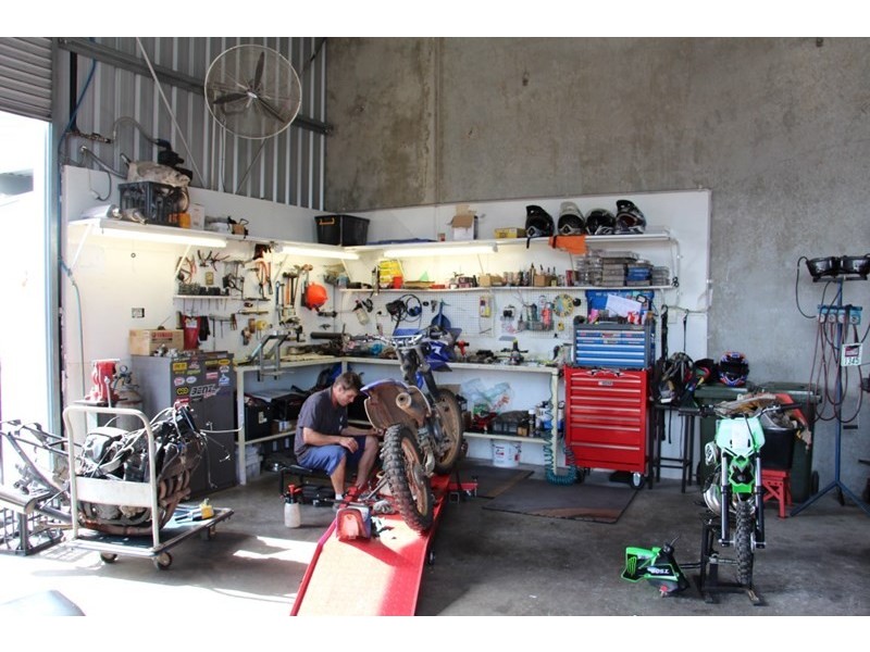 1 Warner Street, South Toowoomba QLD 4350