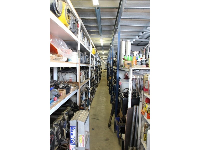 1 Warner Street, South Toowoomba QLD 4350