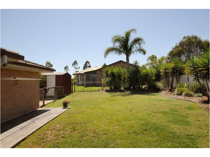 1 Richards Avenue, Cambooya QLD 4358