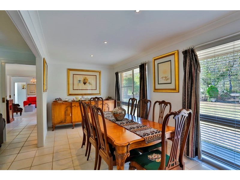 8 Dippel Street, Middle Ridge QLD 4350