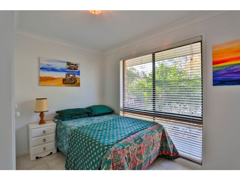 8 Dippel Street, Middle Ridge QLD 4350