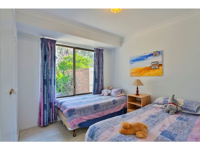 8 Dippel Street, Middle Ridge QLD 4350