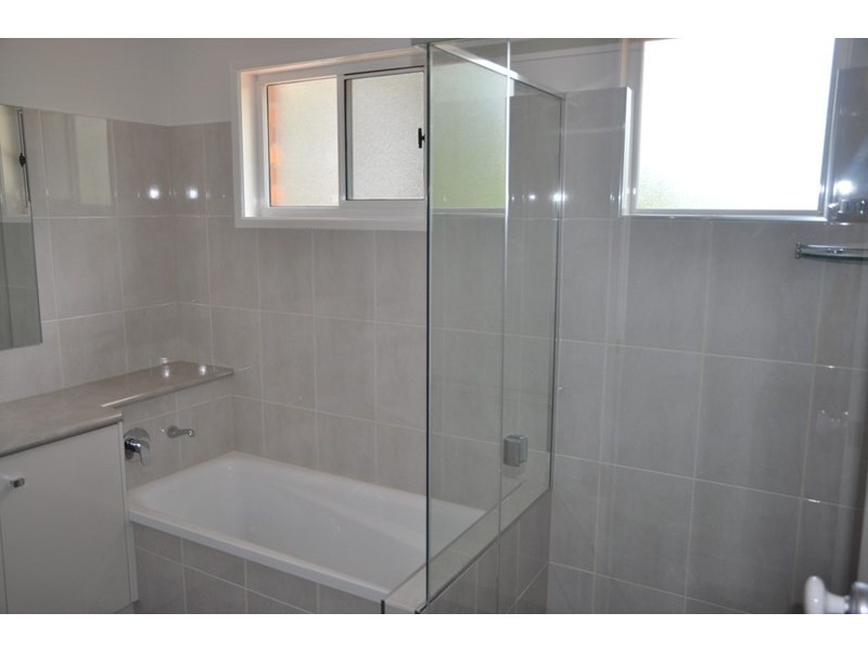 12 Hazzard Street, Centenary Heights QLD 4350