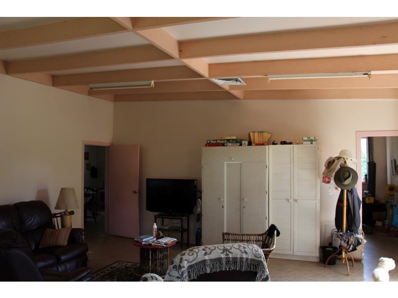 16 Railway Street, Helidon QLD 4344