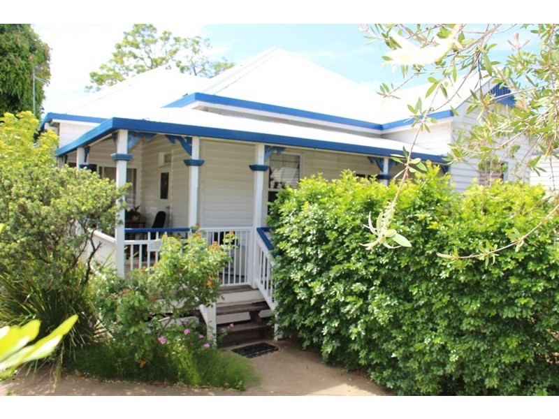 16 Railway Street, Helidon QLD 4344