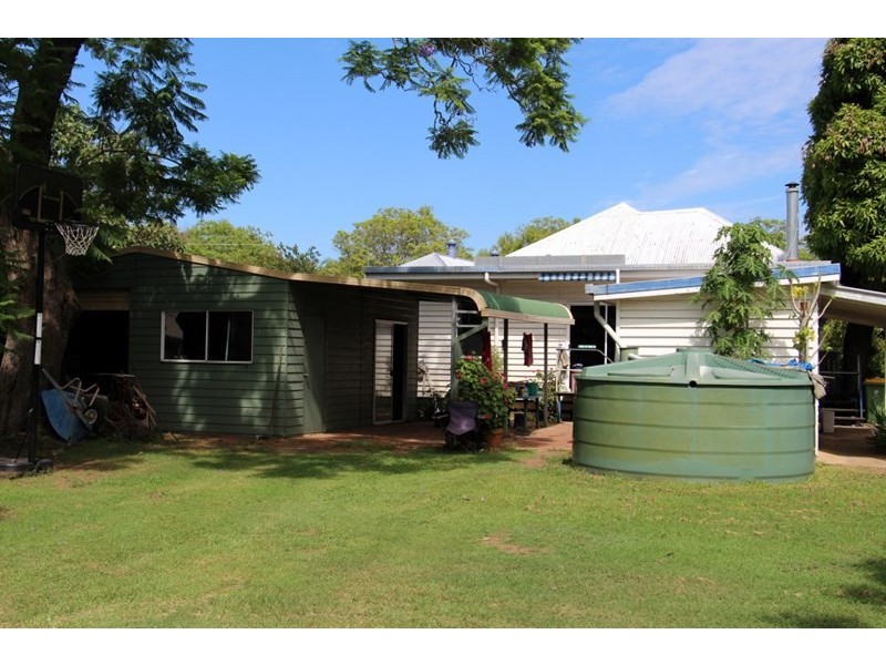 16 Railway Street, Helidon QLD 4344