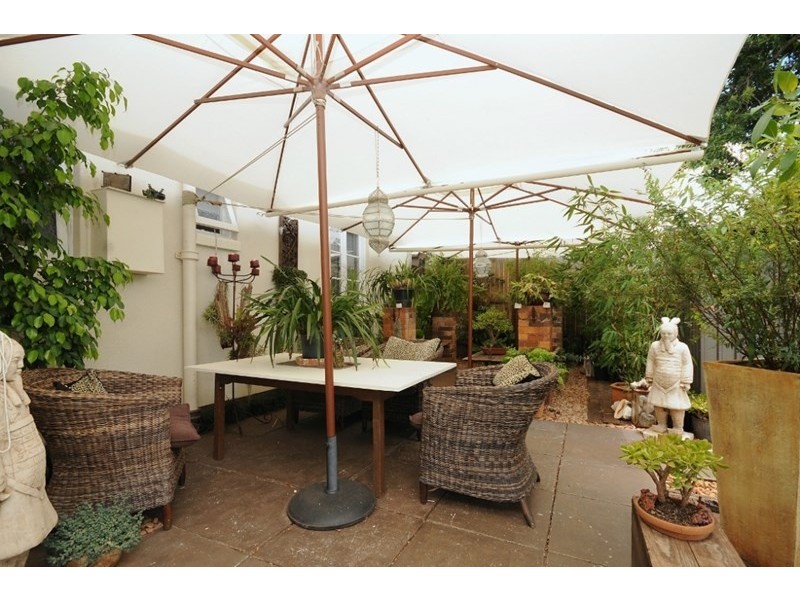 5 Hursley Road, Newtown QLD 4350