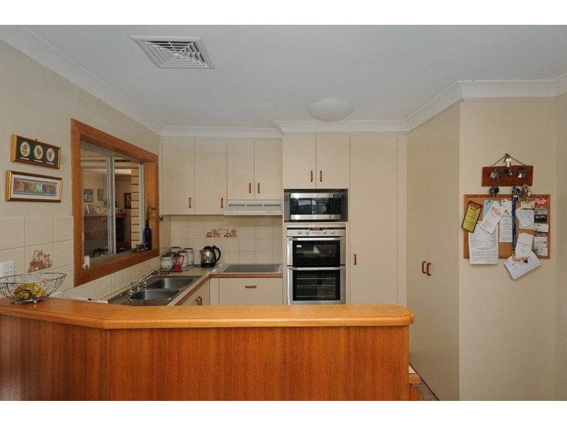 282 West Street, Kearneys Spring QLD 4350