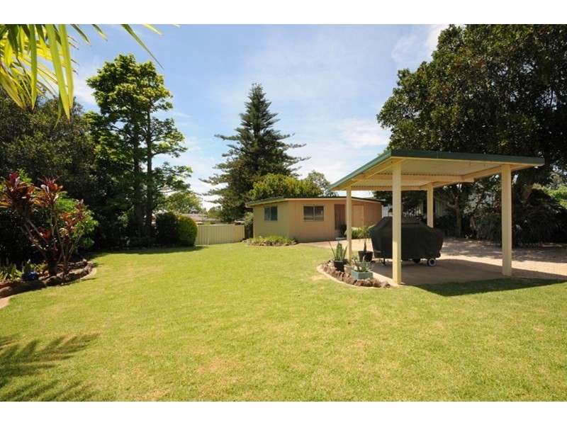 282 West Street, Kearneys Spring QLD 4350