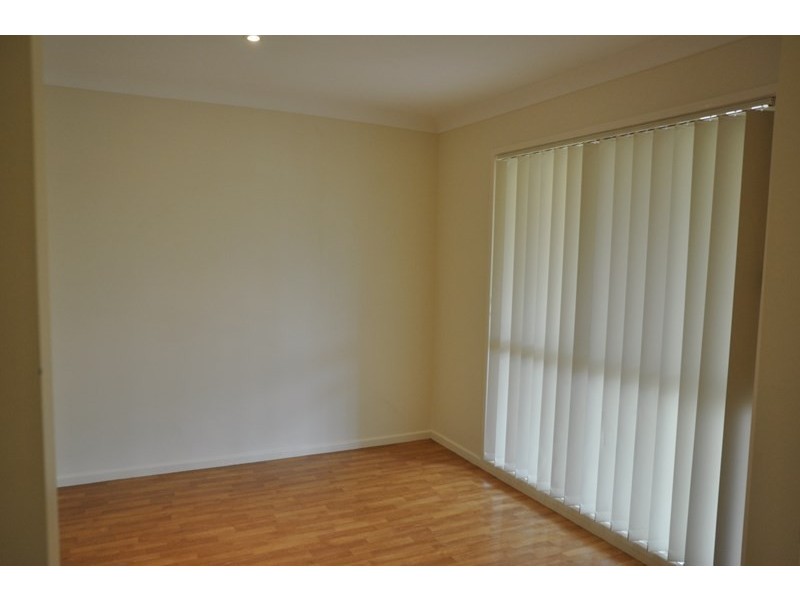2 Deller Court, Middle Ridge QLD 4350