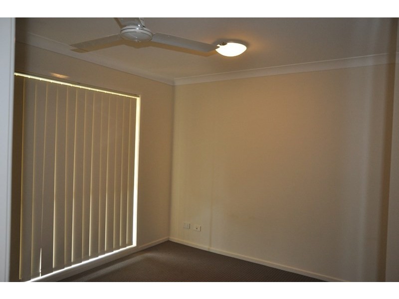 2 Deller Court, Middle Ridge QLD 4350