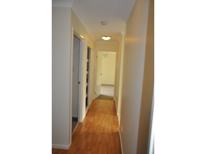 2 Deller Court, Middle Ridge QLD 4350