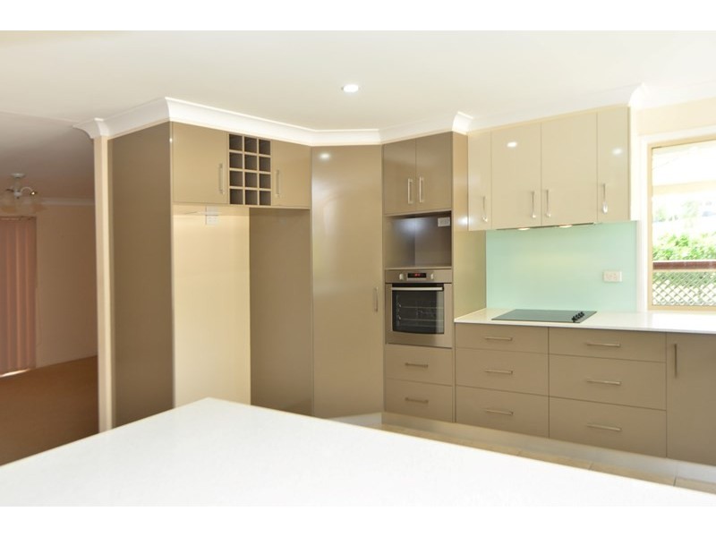 11 Windorah Close, Glenvale QLD 4350