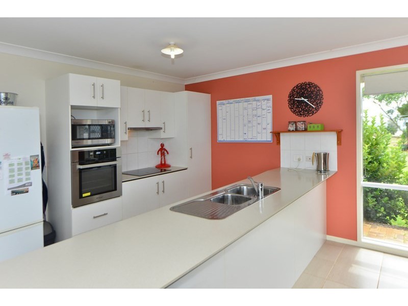 21 Hilltop Drive, Gowrie Junction QLD 4352