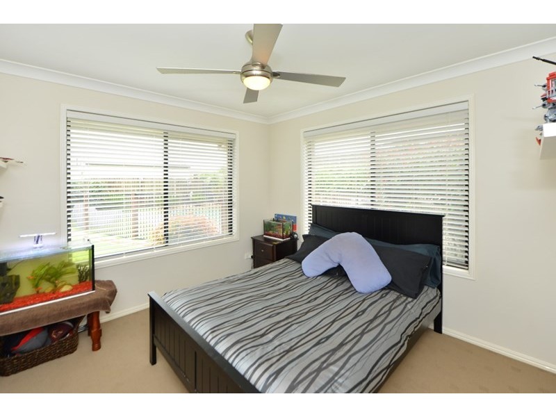 6 Beardsworth Court, Middle Ridge QLD 4350