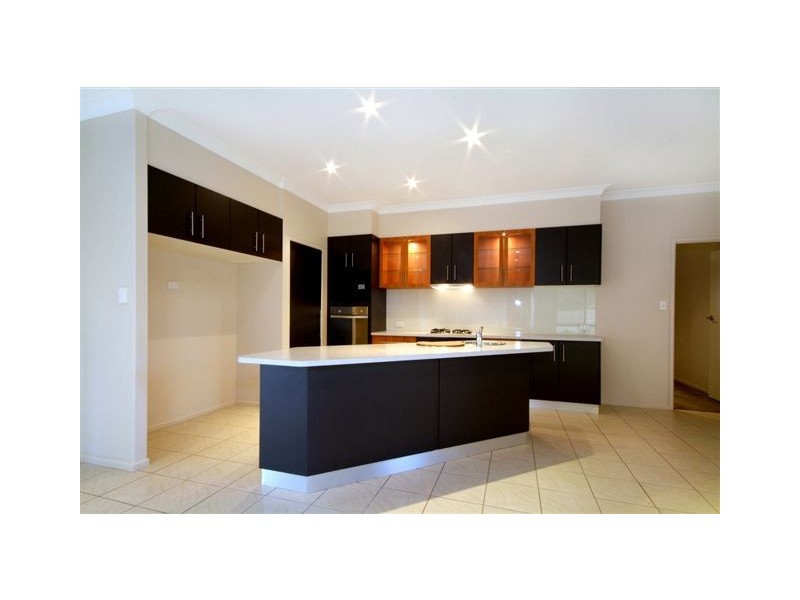 34 Fadden Crescent, Middle Ridge QLD 4350