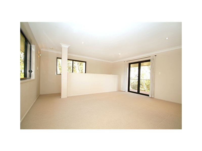34 Fadden Crescent, Middle Ridge QLD 4350