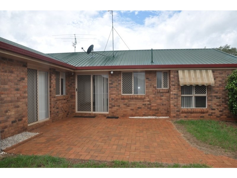 16 Carmen Street, Kearneys Spring QLD 4350