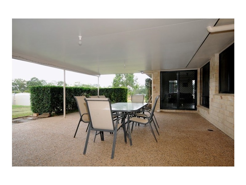 6 Kurrajong Court, Meringandan West QLD 4352