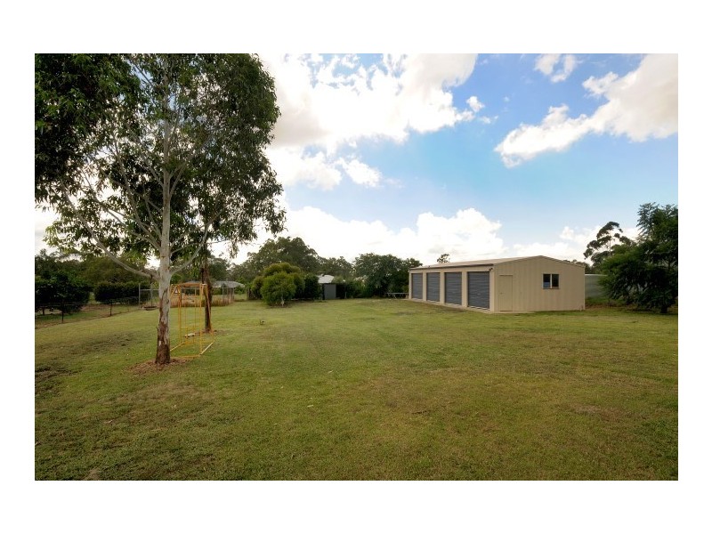 6 Kurrajong Court, Meringandan West QLD 4352