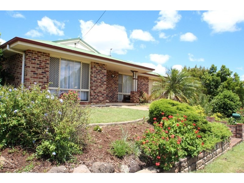 14 Smart Drive, Darling Heights QLD 4350