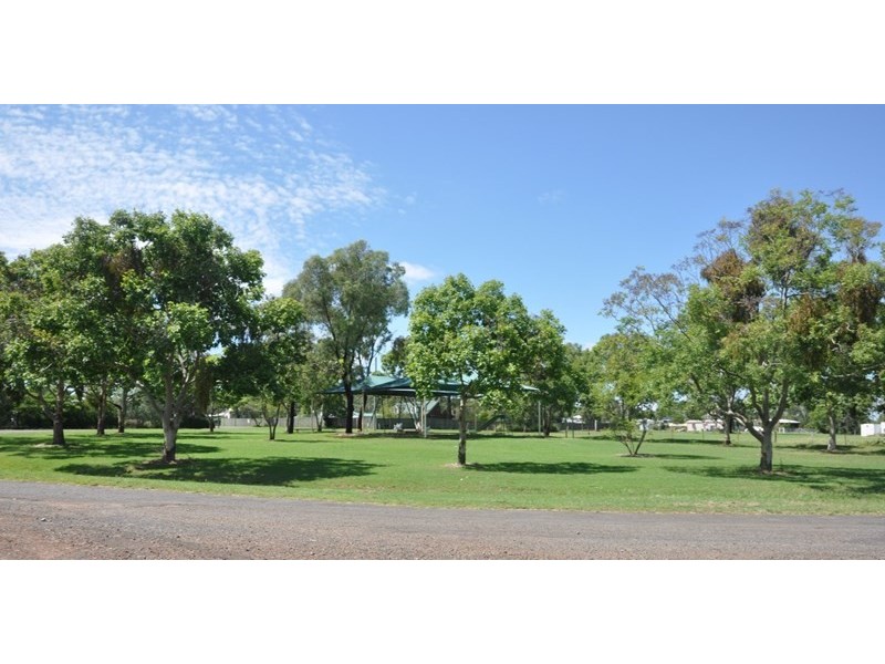 3 Nicholas Street, Goombungee QLD 4354
