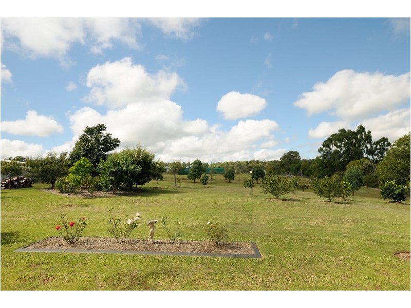 67 Reushle Road, Cabarlah QLD 4352