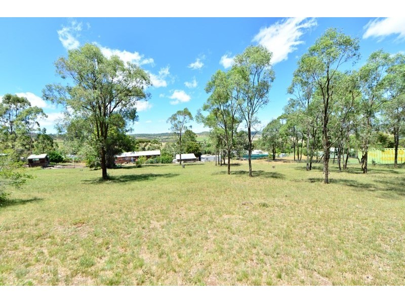 50 Valley View Drive, Meringandan West QLD 4352