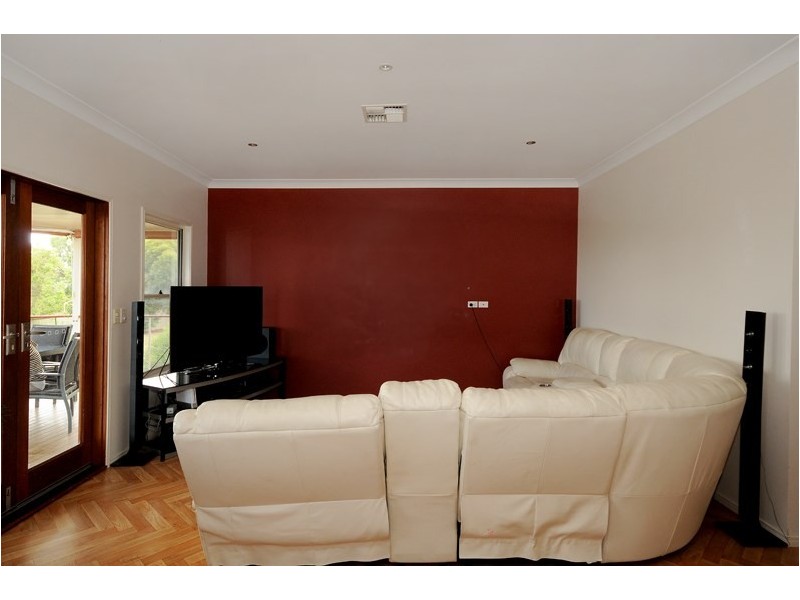 12 Emmanulla Drive, Kingsthorpe QLD 4400