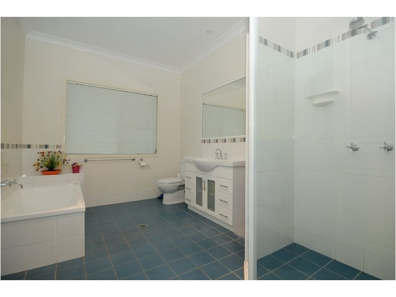 12 Emmanulla Drive, Kingsthorpe QLD 4400