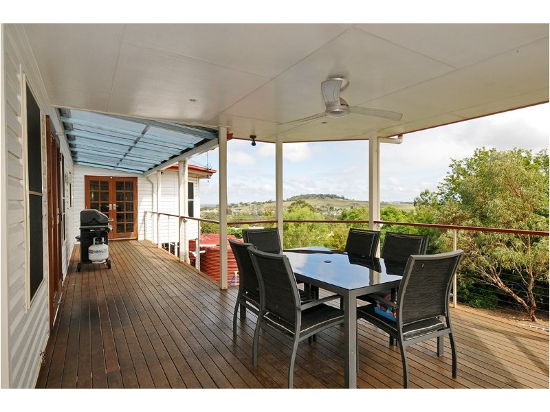 12 Emmanulla Drive, Kingsthorpe QLD 4400