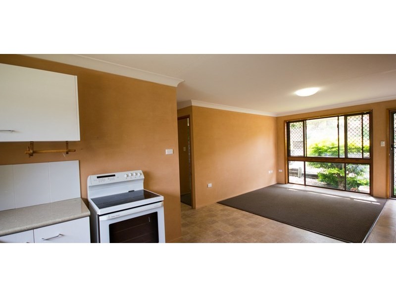 2/12 Athol Street, Harlaxton QLD 4350