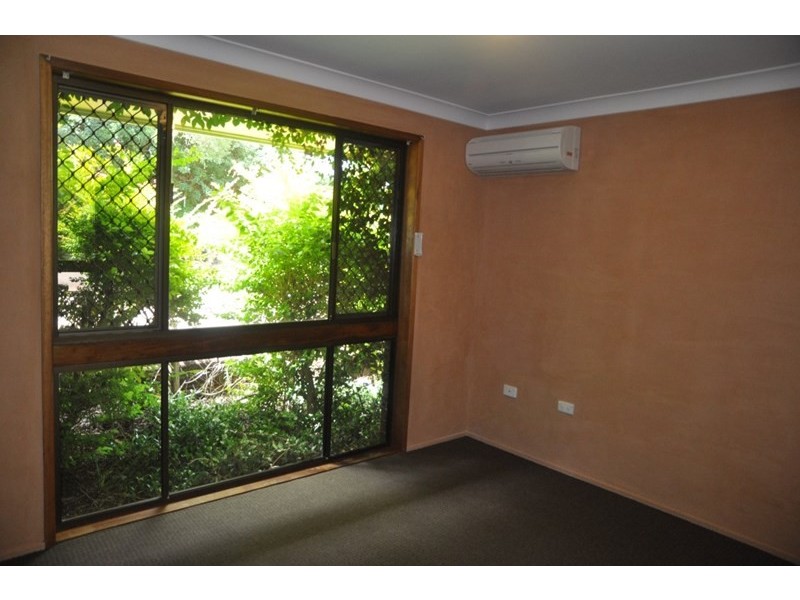 2/12 Athol Street, Harlaxton QLD 4350